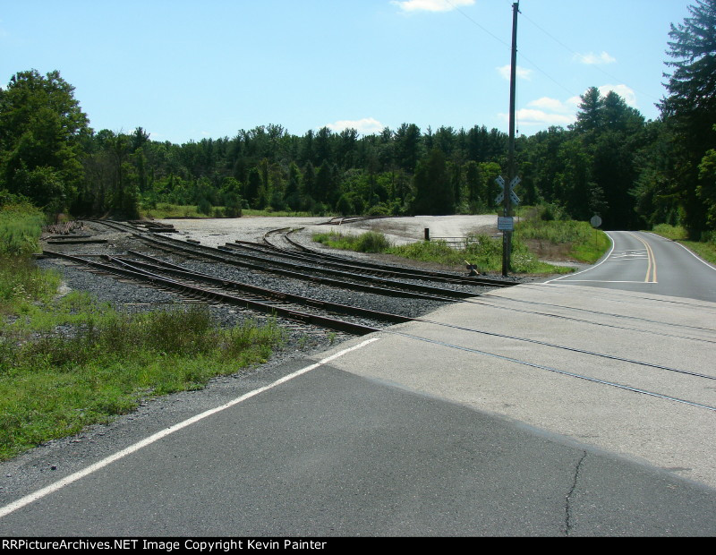 Partial transload facility 